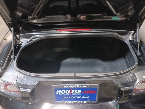 Used 2008 MAZDA MX-5 Miata Grand Touring w/ Premium Pkg image 19