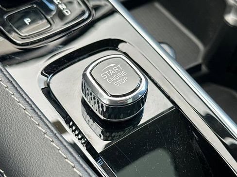 Certified 2023 Volvo XC90 T8 Ultimate w/ Protection Package Premier image 26