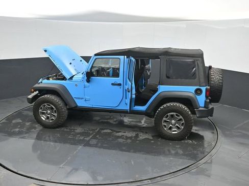 Used 2017 Jeep Wrangler Unlimited Rubicon w/ Connectivity Group image 57