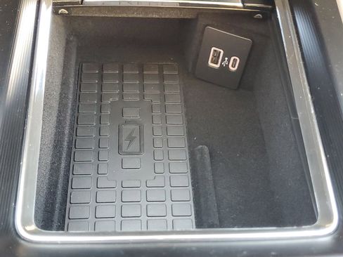 New 2026 Lincoln Corsair Reserve image 23