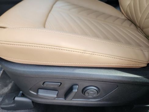 New 2026 Kia Sorento SX Prestige w/ Olive Brown Leather Package image 9