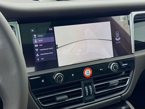 New 2026 Porsche Macan image 20