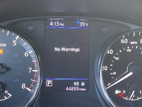 Certified 2021 Nissan Rogue Sport S image 19