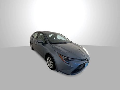 New 2026 Toyota Corolla LE image 2