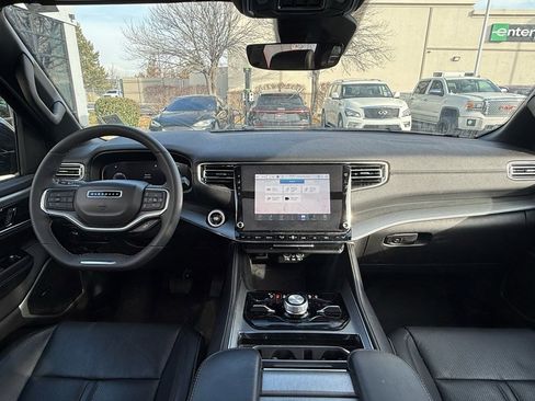 Used 2023 Jeep Wagoneer Series II w/ Convenience Group I image 22