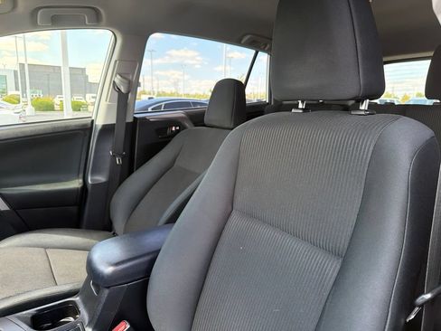 Used 2018 Toyota RAV4 LE w/ All Weather Liner Package AWD/4WD image 13