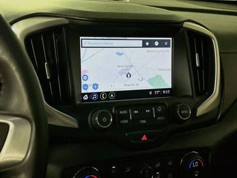 Used 2018 GMC Terrain SLE w/ Driver Convenience Package FWD image 13