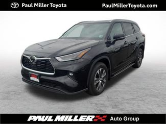 Used 2022 Toyota Highlander XLE AWD/4WD 360° Tour