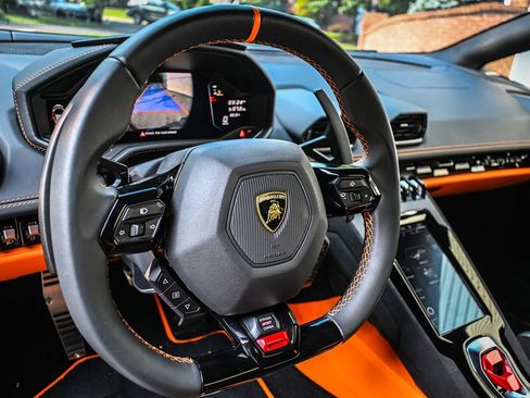 Used 2024 Lamborghini Huracan Tecnica RWD image 14