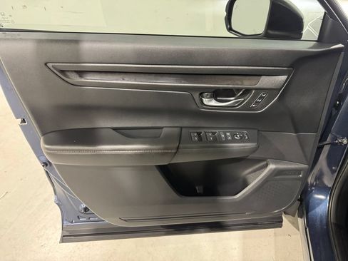 Used 2025 Honda CR-V Sport-L image 17