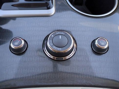 Used 2019 INFINITI QX60 Luxe w/ Essential Package image 24