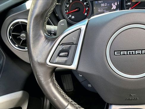 Used 2019 Chevrolet Camaro LT RWD image 11