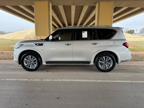 Used 2019 INFINITI QX80 Luxe AWD/4WD image 6