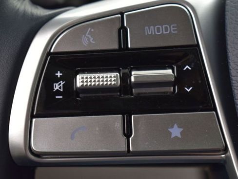 Used 2025 Kia Telluride SX w/ SX Captain's Chair Package image 26