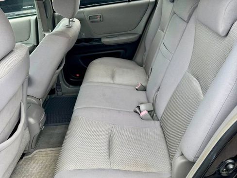 Used 2005 Toyota Highlander 2WD V6 image 7