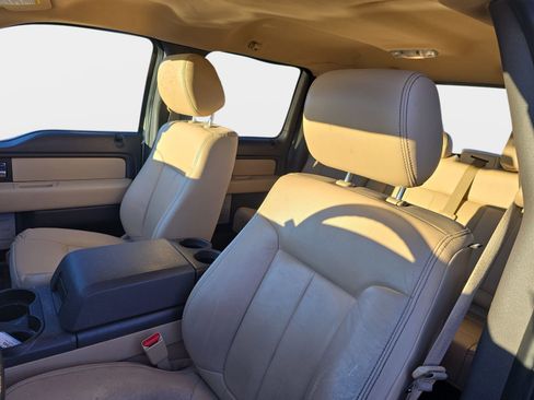 Used 2014 Ford F150 XLT w/ XLT Chrome Package image 8