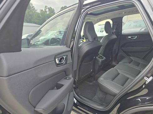Used 2026 Volvo XC60 B5 Ultra w/ Protection Package Premier AWD/4WD image 16