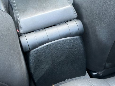 Used 2008 BMW 135i Convertible image 17