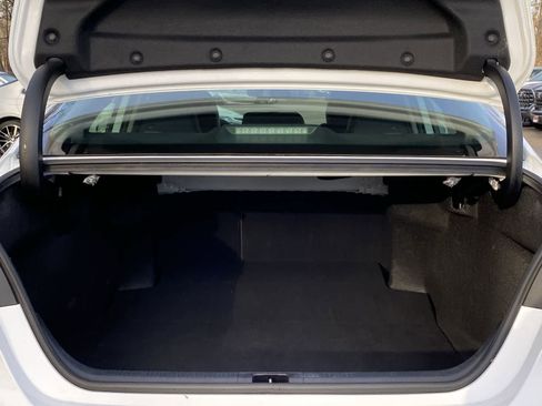 Used 2023 Toyota Camry SE image 17