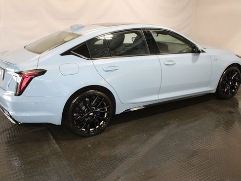 Used 2025 Cadillac CT5 V image 5