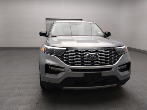 Used 2020 Ford Explorer Platinum w/ Premium Technology Package image 14