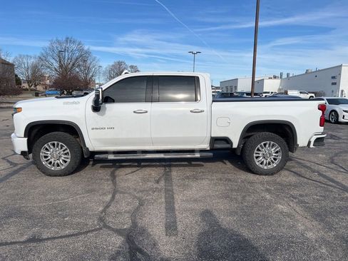 Used 2023 Chevrolet Silverado 2500 High Country w/ LPO, Hitch Package image 2