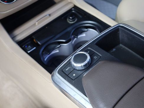 Used 2014 Mercedes-Benz ML 350 4MATIC image 41