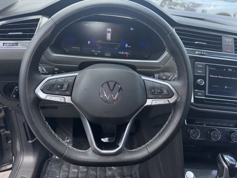 Used 2024 Volkswagen Tiguan S image 9