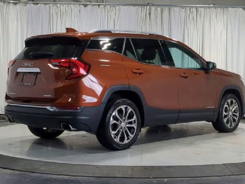 Used 2019 GMC Terrain SLT w/ Preferred Package image 10