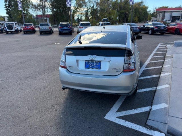 Used 2005 Toyota Prius w/ Pkg 6 FWD image 10