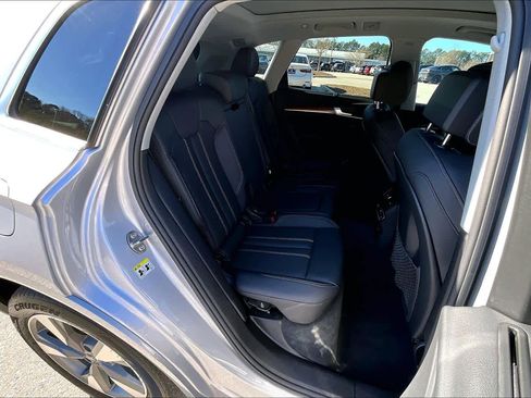 Used 2023 Audi Q5 Prestige image 19