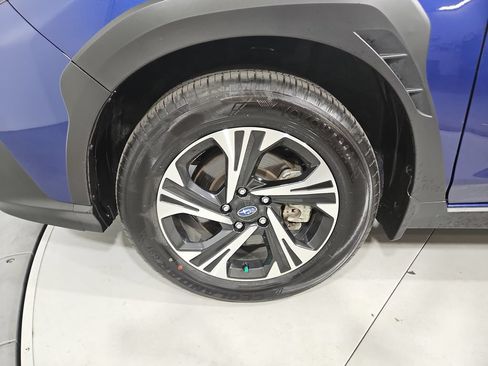 Certified 2025 Subaru Crosstrek 2.5i Premium AWD/4WD image 28