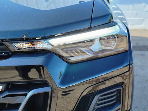 Used 2024 Chevrolet Colorado Z71 w/ Z71 Convenience Package 2 image 10