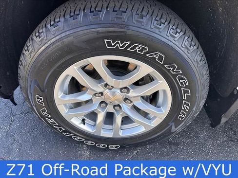 Used 2019 Chevrolet Silverado 1500 LT w/ All-Star Edition image 15