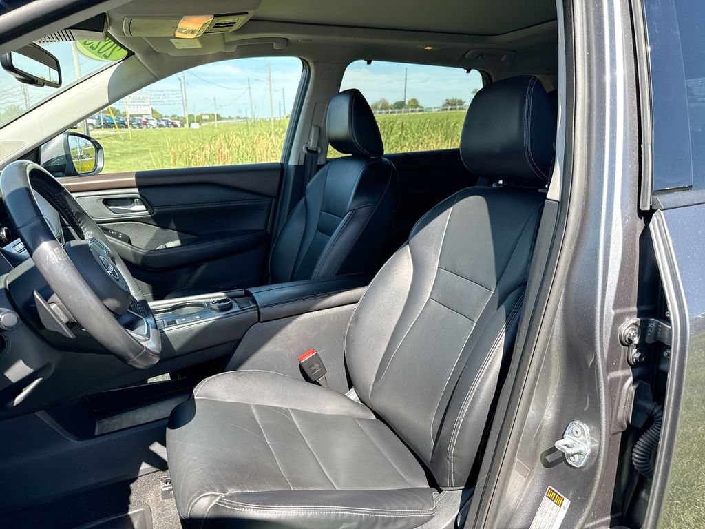 Used 2023 Nissan Rogue SL w/ SL Premium Package AWD/4WD image 22