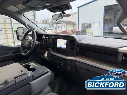 New 2025 Ford F550 2WD Regular Cab Super Duty image 11