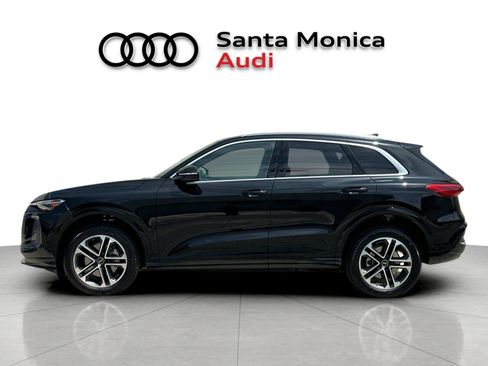 Used 2025 Audi Q5 Premium AWD/4WD image 5