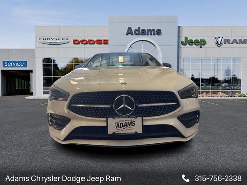 Used 2022 Mercedes-Benz CLA 250 4MATIC image 2