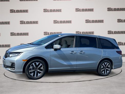 New 2026 Honda Odyssey EX-L image 2