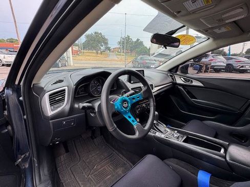 Used 2017 MAZDA MAZDA3 Sport FWD image 14