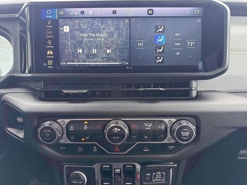 Used 2024 Jeep Wrangler Sport S image 19