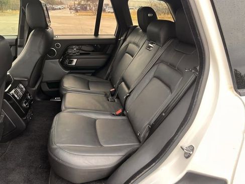 Used 2018 Land Rover Range Rover HSE image 29