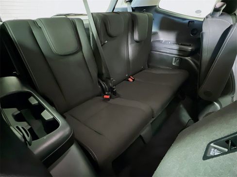 Used 2025 Subaru Ascent Premium image 23