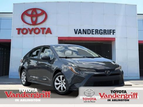 Used 2024 Toyota Corolla LE FWD image 1