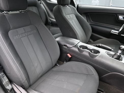 Used 2018 Ford Mustang GT image 23