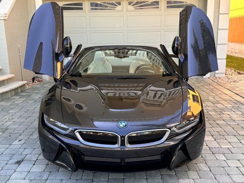 Used 2019 BMW i8 Roadster AWD/4WD image 26