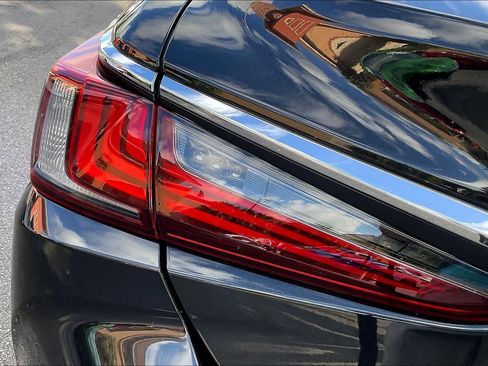 Used 2023 Lexus ES 350 w/ Premium Package image 55