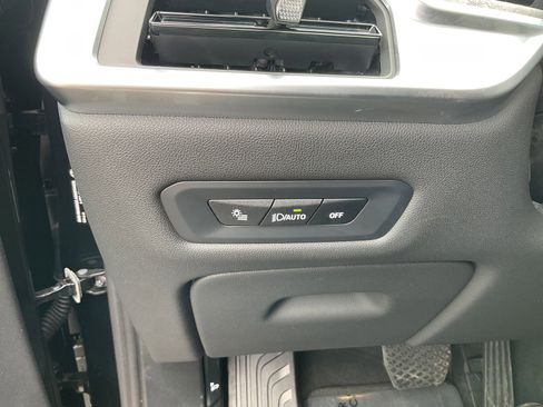 Used 2026 BMW X5 xDrive40i image 35