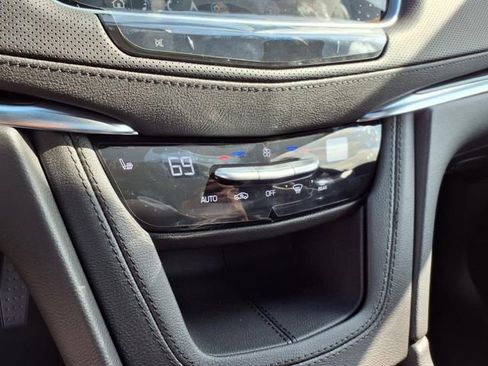 New 2025 Cadillac XT5 Premium Luxury image 31