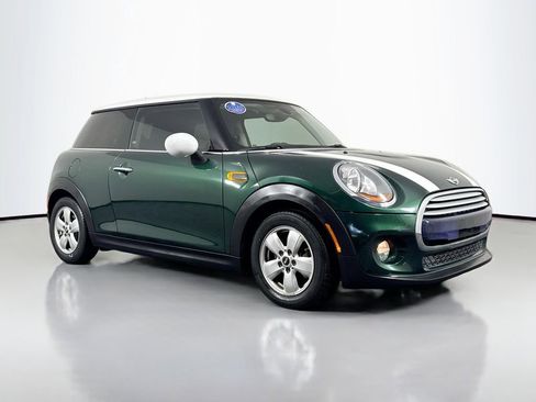 Used 2015 MINI Cooper 2-Door Hardtop image 3